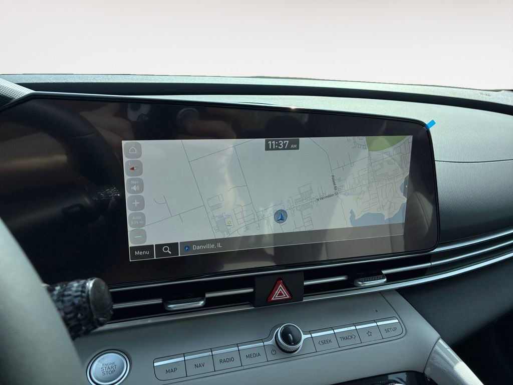 New 2026 Hyundai Elantra Limited image 21