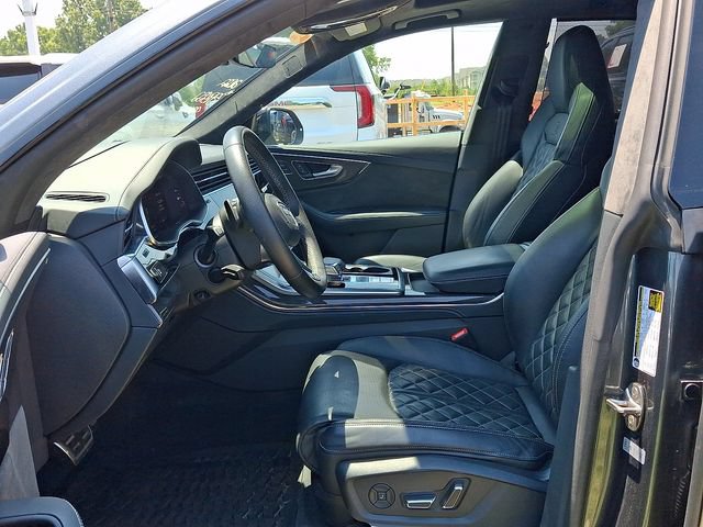 Used 2022 Audi SQ8 Prestige AWD/4WD image 10