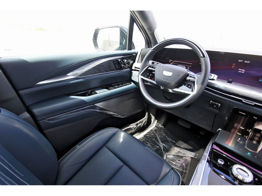 New 2026 Cadillac Escalade IQ Luxury 2 image 8