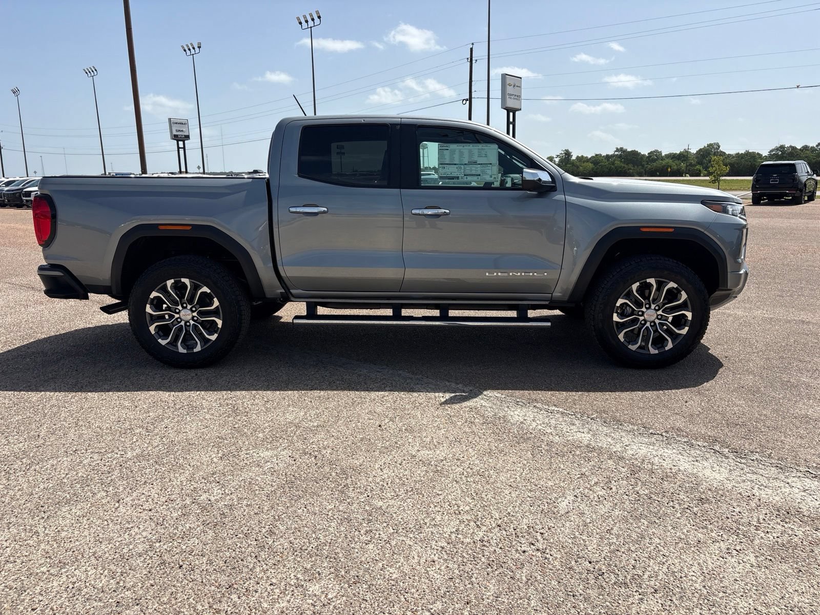 New 2026 GMC Canyon Denali AWD/4WD image 7