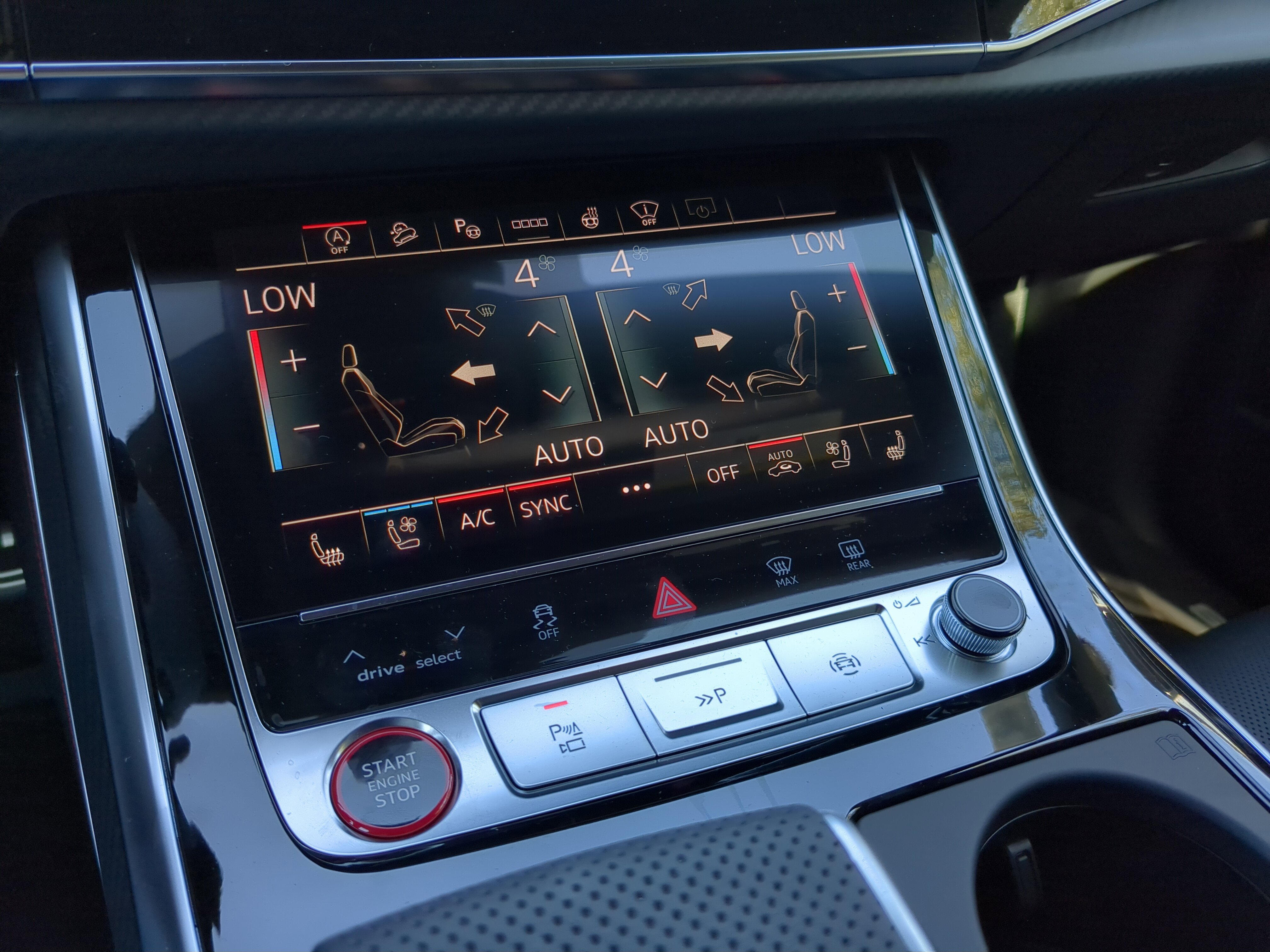 New 2026 Audi SQ8 Prestige image 28