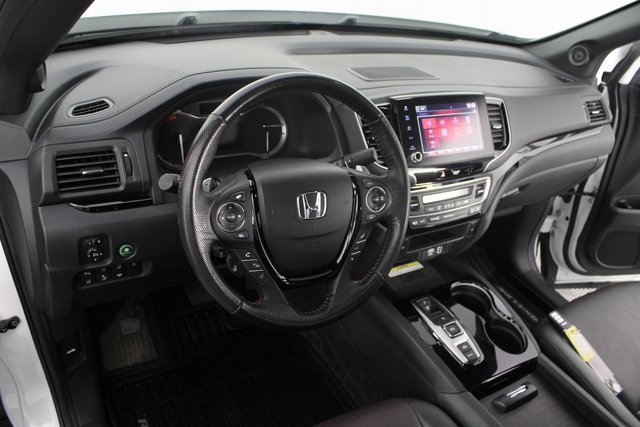 Used 2023 Honda Ridgeline Black Edition image 9