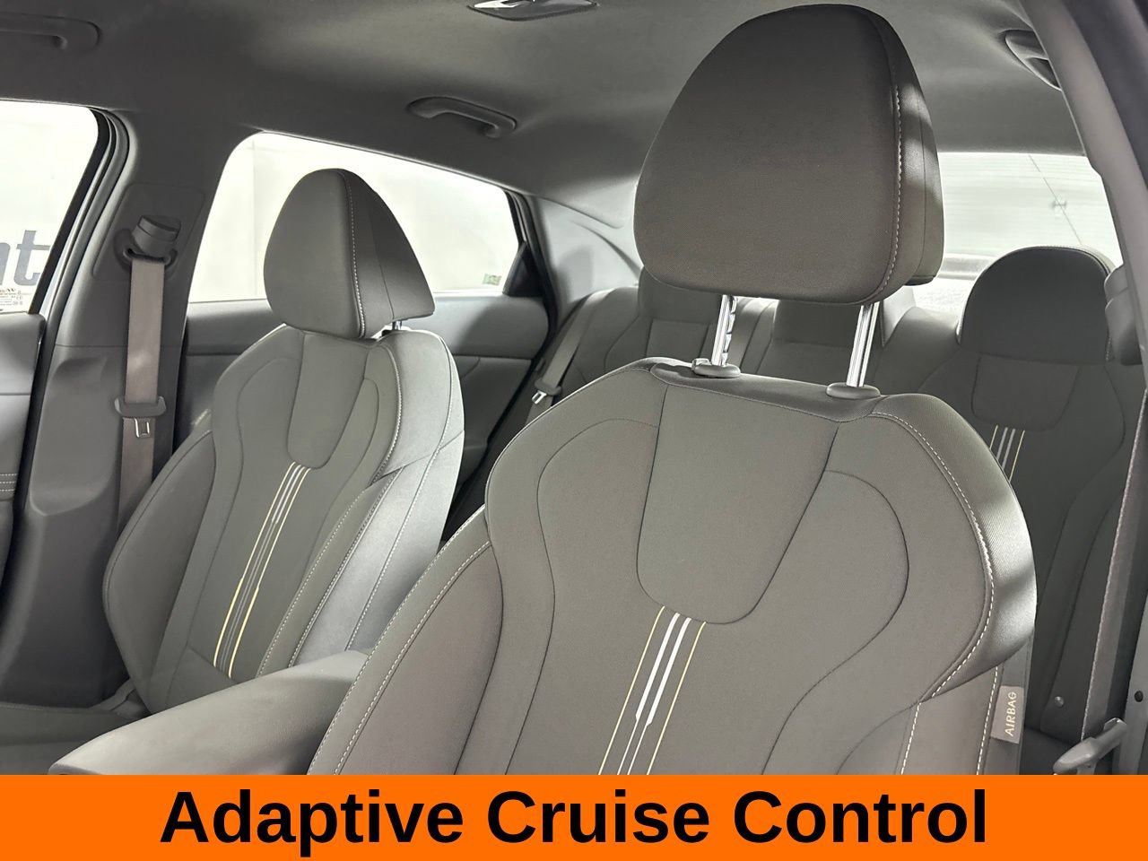 Used 2026 Hyundai Elantra Sport FWD image 11