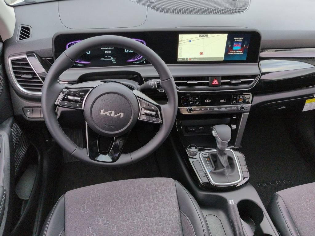 New 2026 Kia Seltos S FWD image 21