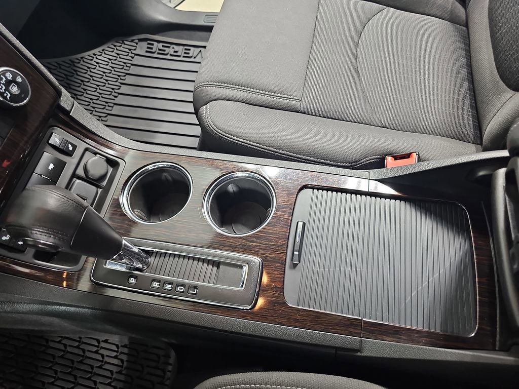 Used 2017 Chevrolet Traverse LT w/ Style and Technology Package image 30