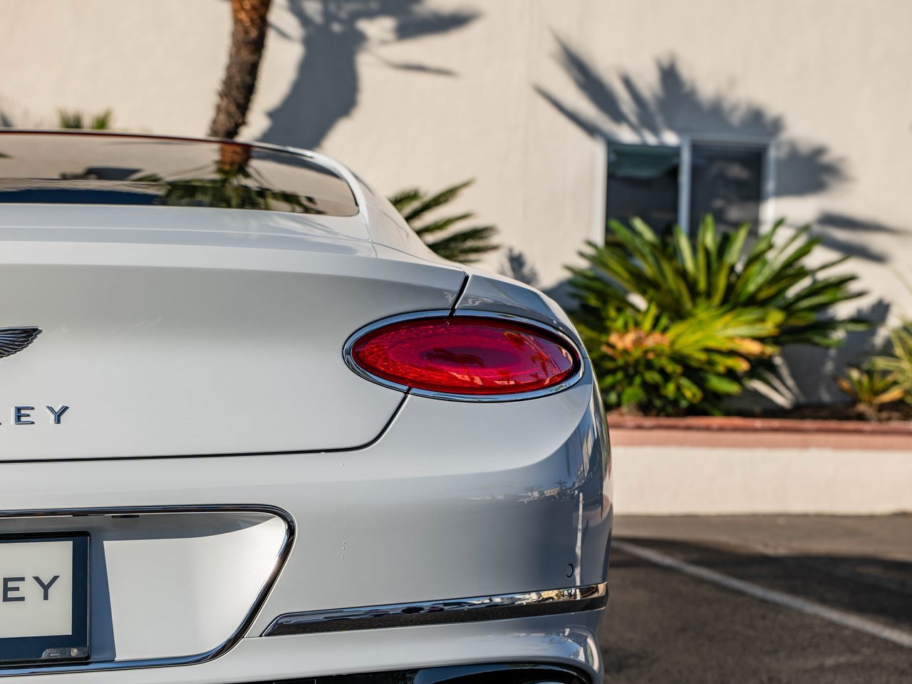 Used 2024 Bentley Continental GT image 16