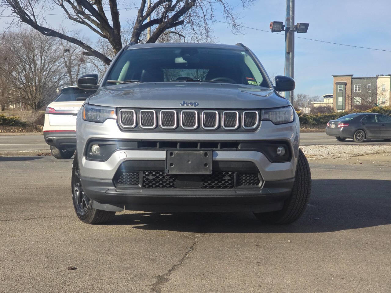 Used 2022 Jeep Compass Latitude image 5