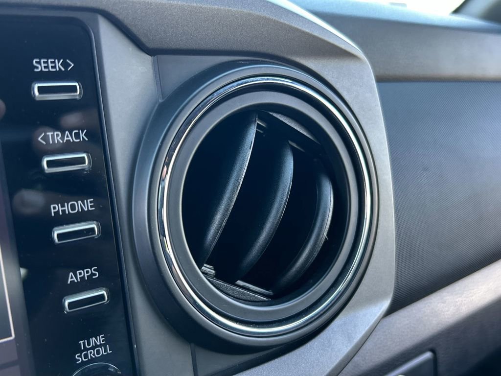 Used 2021 Toyota Tacoma TRD Sport image 21