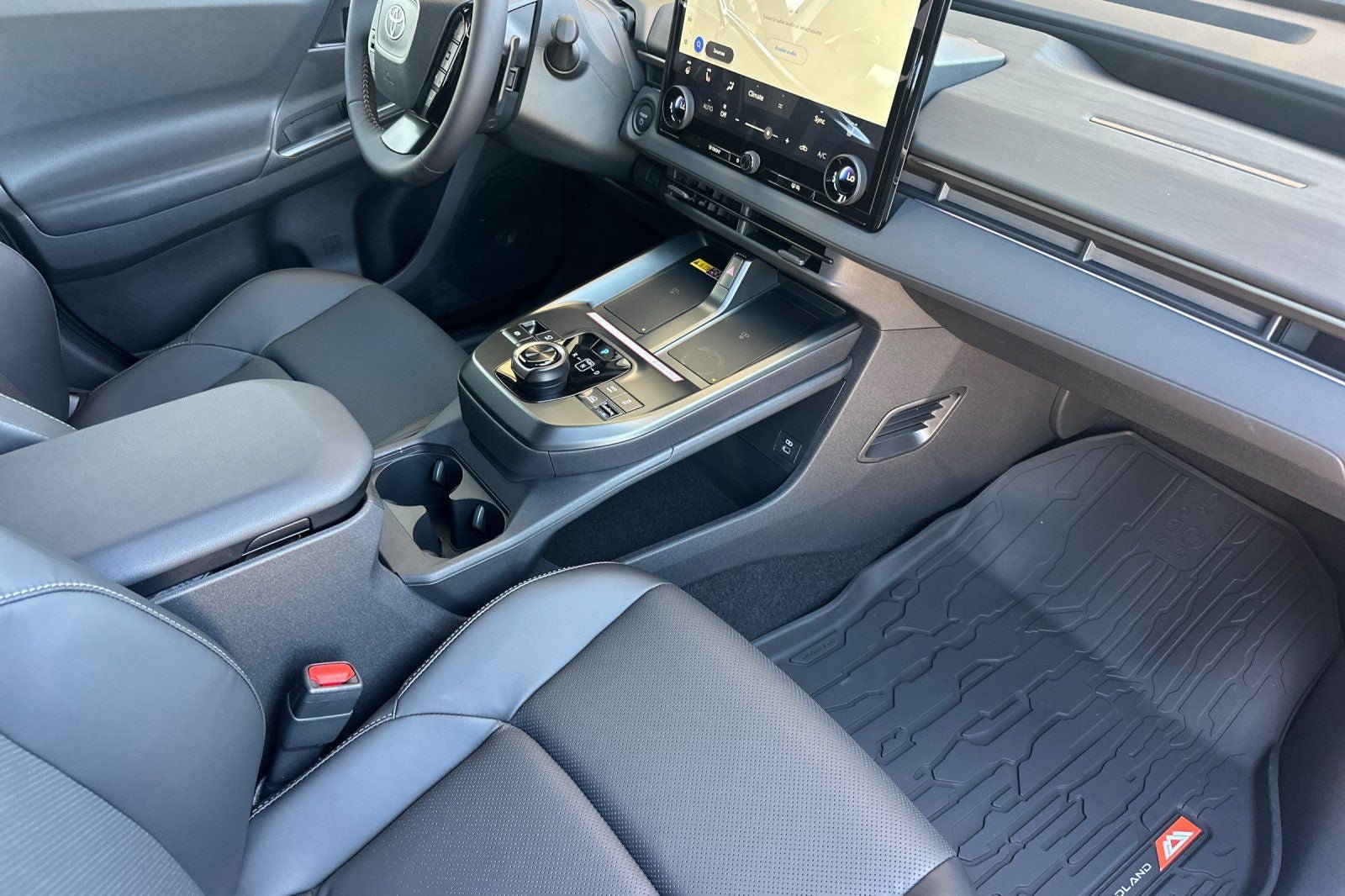 New 2026 Toyota bZ Woodland AWD/4WD image 19