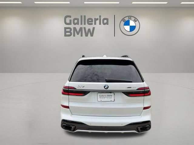 Used 2026 BMW X7 xDrive40i w/ M Sport Package AWD/4WD image 8