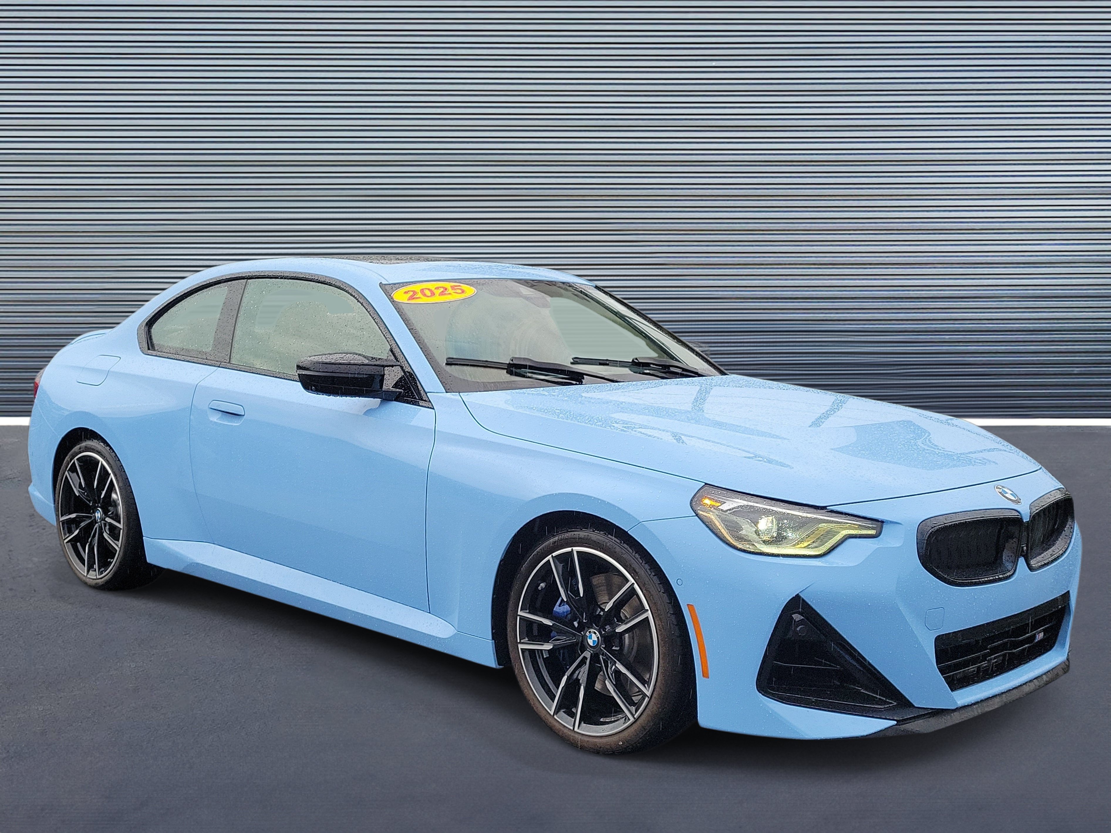 Used 2025 BMW M240i Coupe RWD image 2
