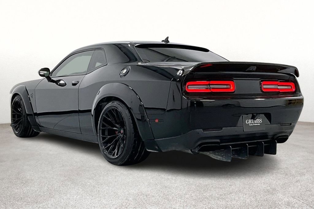 Used 2016 Dodge Challenger SRT Hellcat image 15