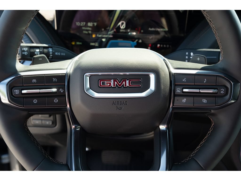 New 2026 GMC Yukon AT4 w/ AT4 Premium Plus Package AWD/4WD image 18
