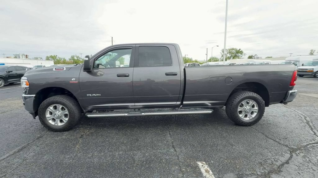 Used 2024 RAM 3500 Big Horn w/ Level 2 Equipment Group AWD/4WD image 5