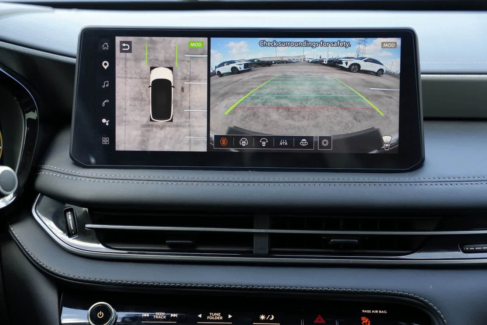 Used 2026 INFINITI QX60 Luxe w/ Cargo Package FWD image 13