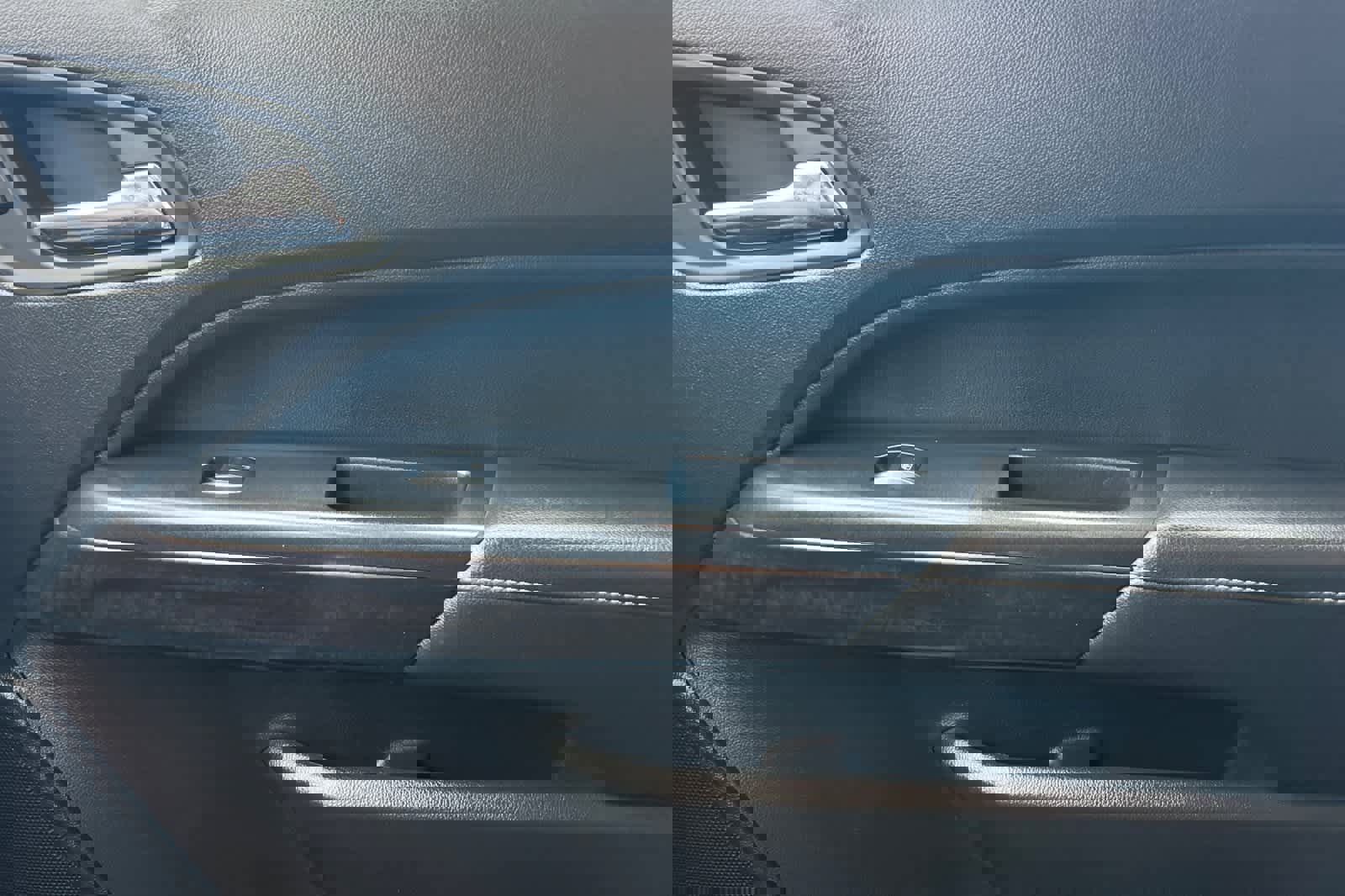 Used 2017 GMC Canyon SLE w/ SLE Convenience Package image 19