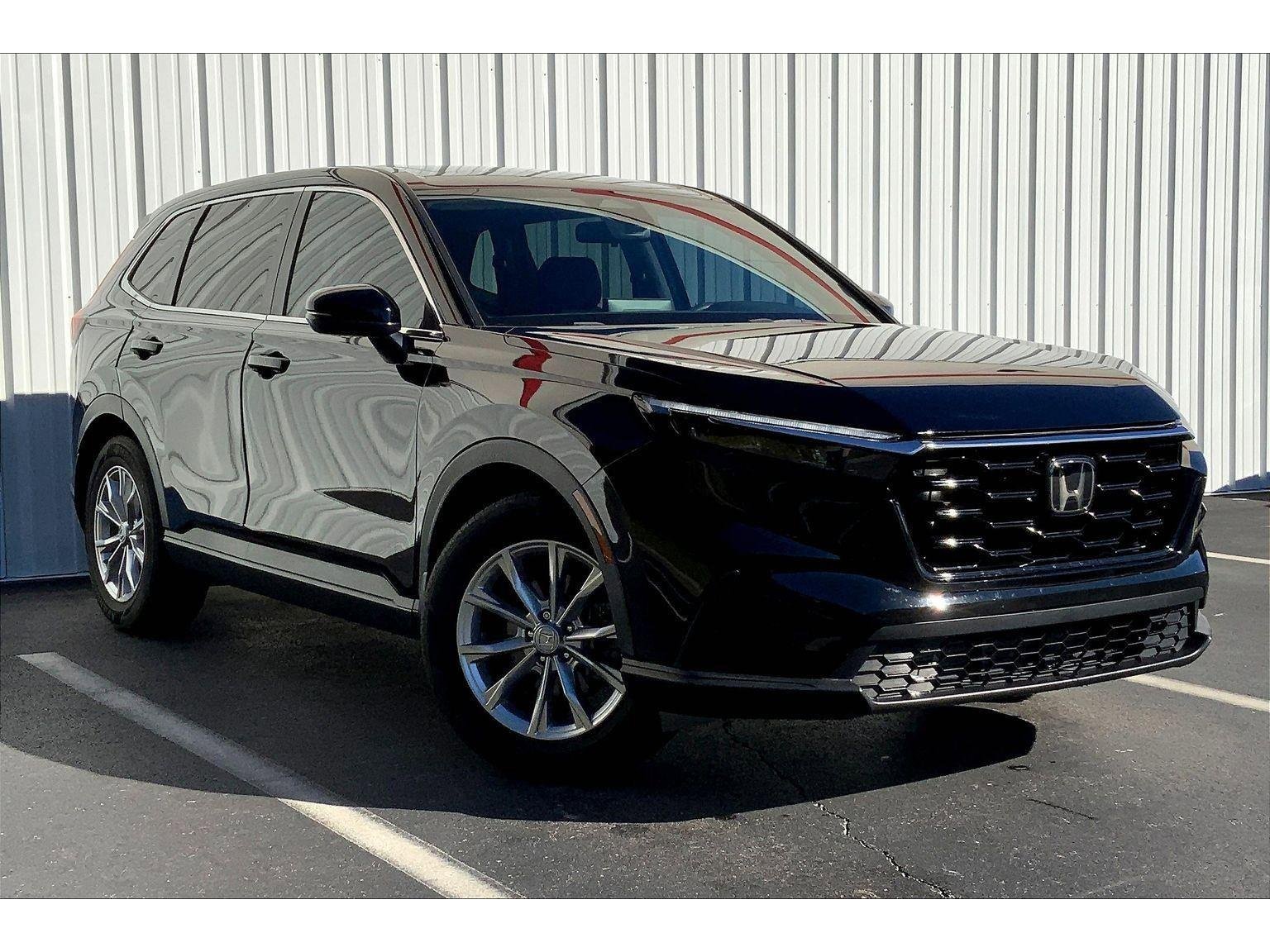 Used 2023 Honda CR-V EX image 2