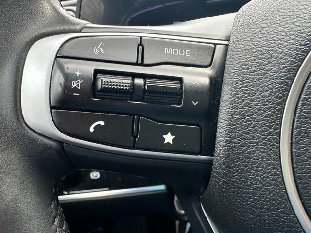 Used 2023 Kia Sportage EX image 17