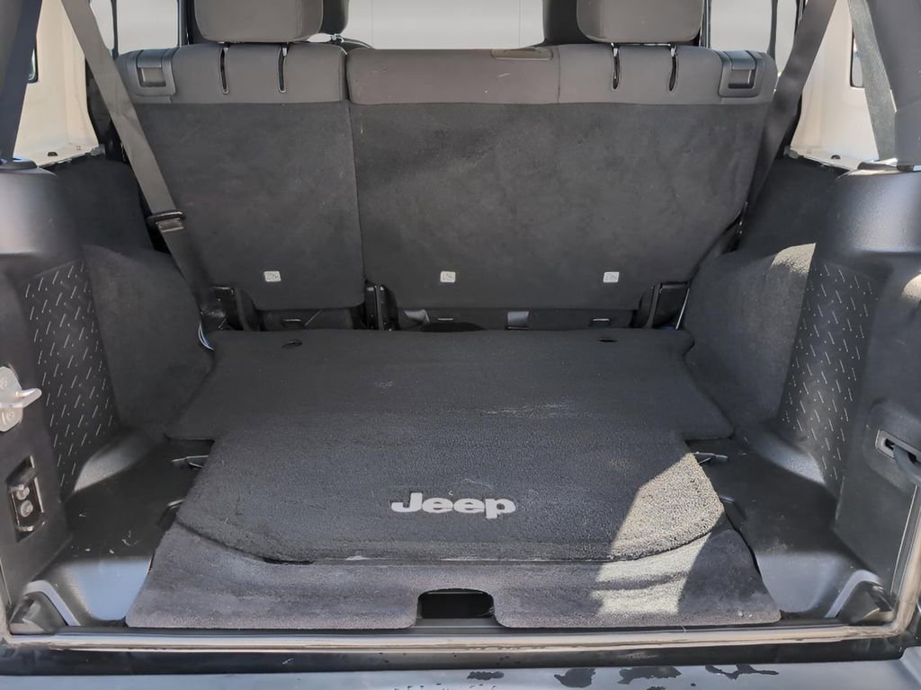 Used 2014 Jeep Wrangler Unlimited Sport w/ Quick Order Package 24S AWD/4WD image 25