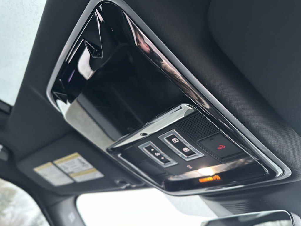 Used 2019 Land Rover Range Rover HSE image 28