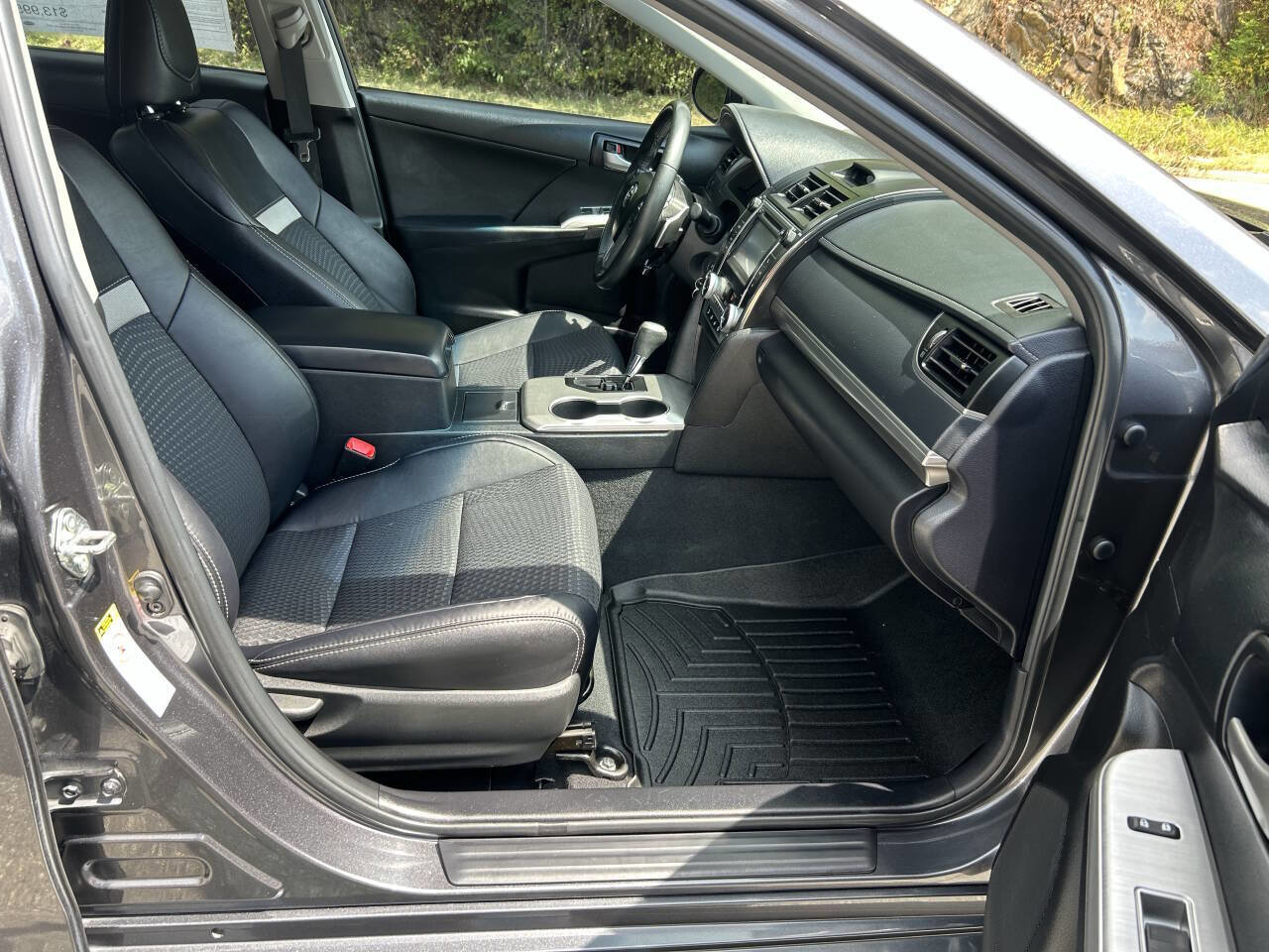 Used 2013 Toyota Camry SE image 20