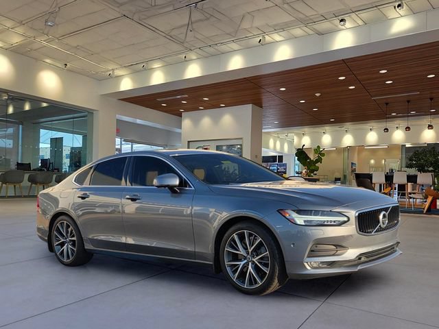 Used 2017 Volvo S90 T6 Momentum w/ Vision Package AWD/4WD image 5