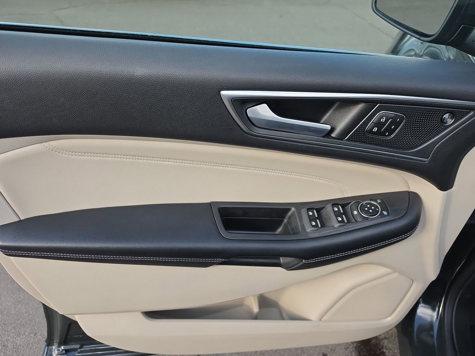 Used 2023 Ford Edge Titanium w/ Cargo Accessory Package image 11