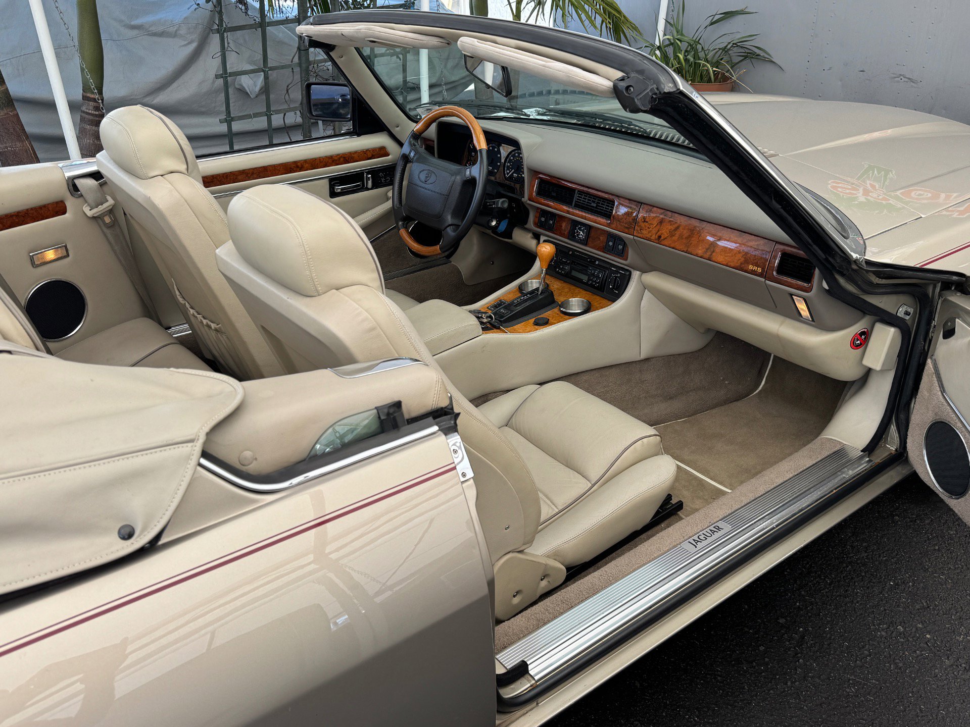 Used 1996 Jaguar XJS 4.0 Convertible image 25