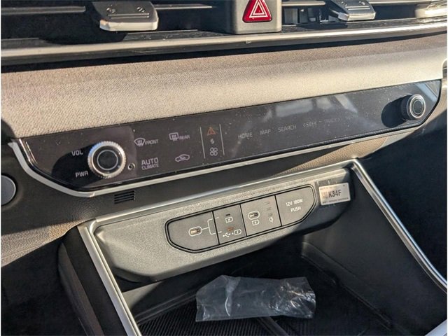New 2026 Kia Carnival EX image 20
