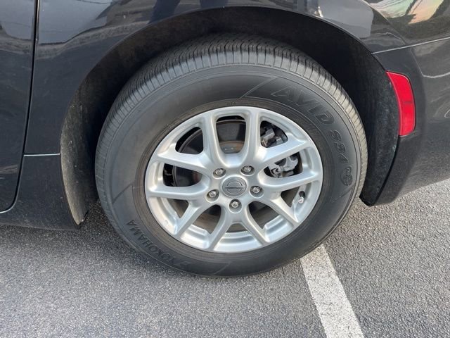 Used 2023 Chrysler Pacifica Touring-L image 34