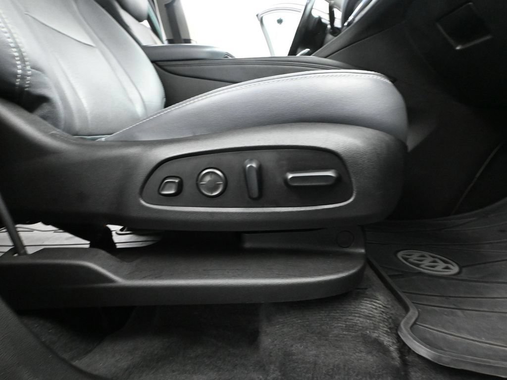 Used 2021 Buick Enclave Premium w/ Surround and Sites Package AWD/4WD image 54