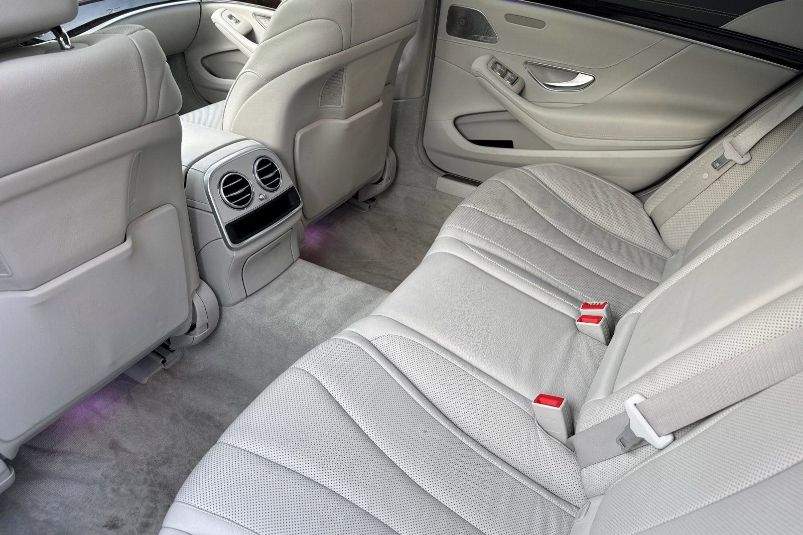 Used 2015 Mercedes-Benz S 550 4MATIC Sedan image 12