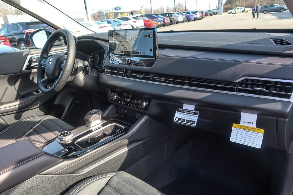 New 2026 Mitsubishi Outlander AWD image 22