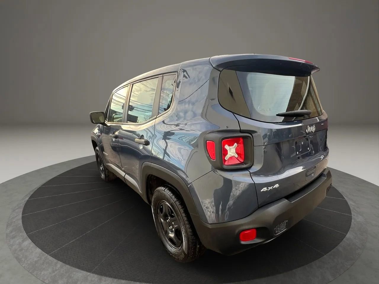 Used 2021 Jeep Renegade Sport image 7