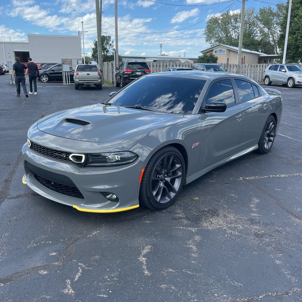 Used 2023 Dodge Charger Scat Pack w/ Plus Group RWD image 2