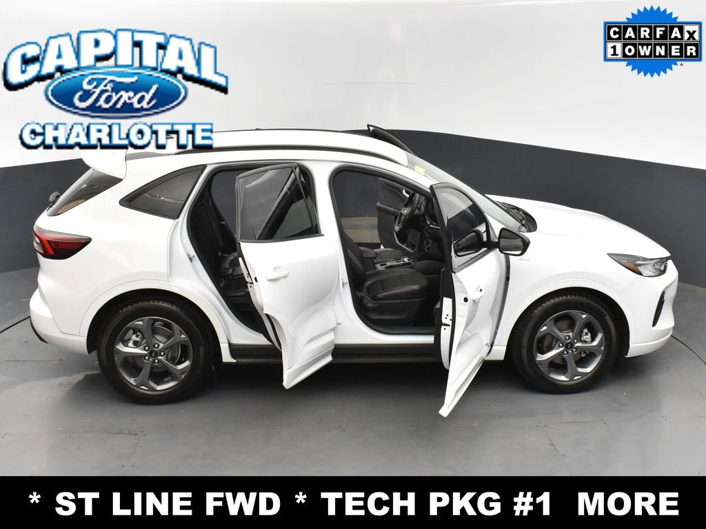 Used 2023 Ford Escape ST-Line w/ Tech Pack #1 image 33