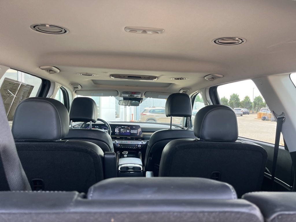 Used 2025 Kia Telluride S FWD image 29