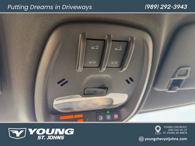 Certified 2024 Chevrolet Trax RS w/ Sunroof Package FWD image 18