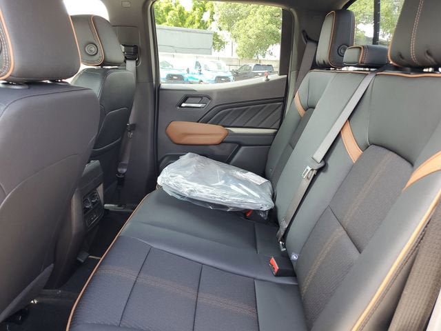 New 2026 GMC Canyon AT4 AWD/4WD image 11