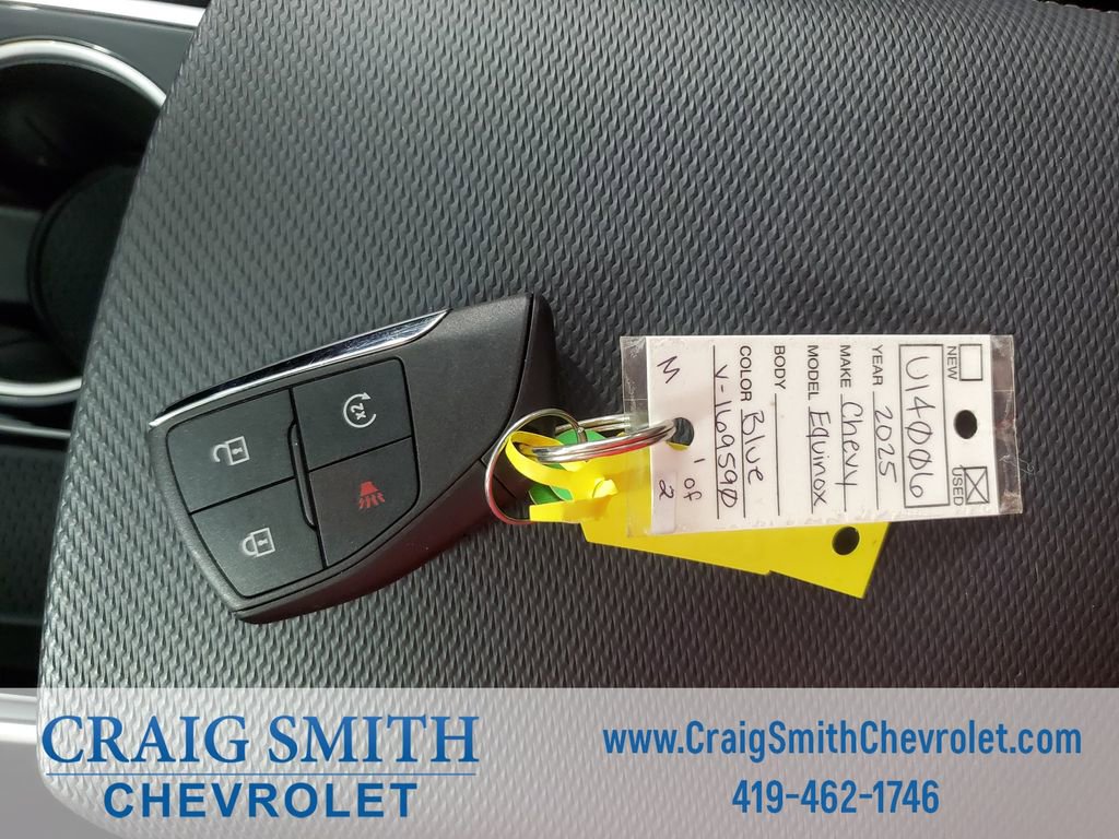Used 2025 Chevrolet Equinox LT w/ Safety and Technology Package FWD image 32