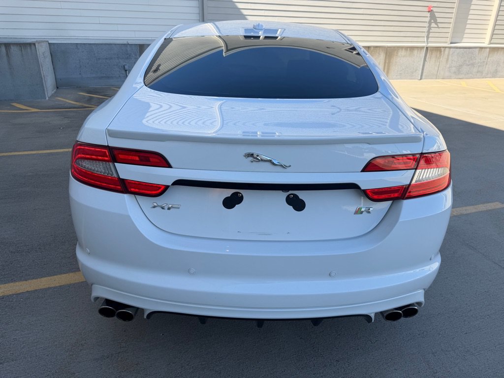 Used 2012 Jaguar XF R RWD image 4