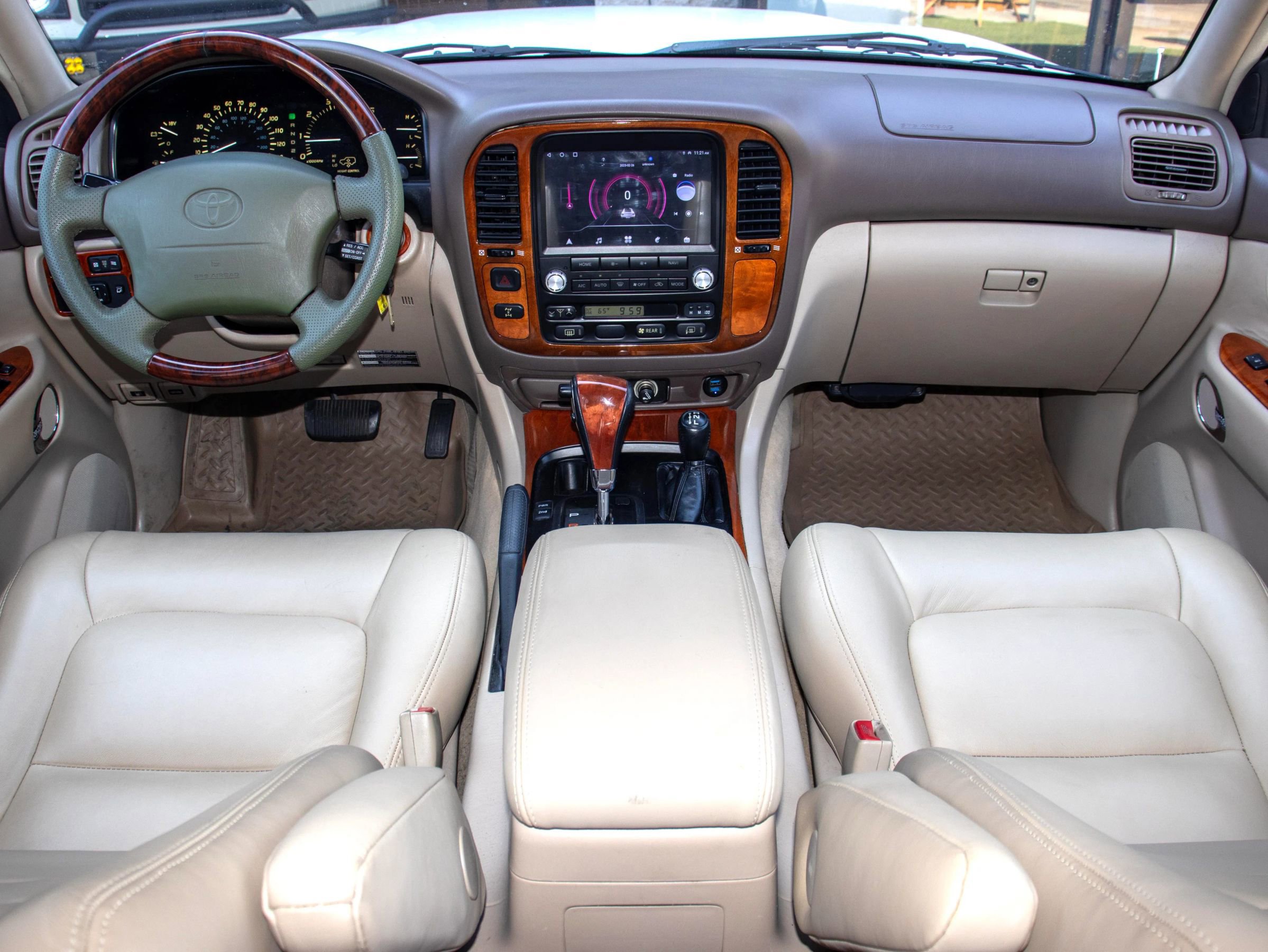 Used 2001 Lexus LX 470 4WD image 11