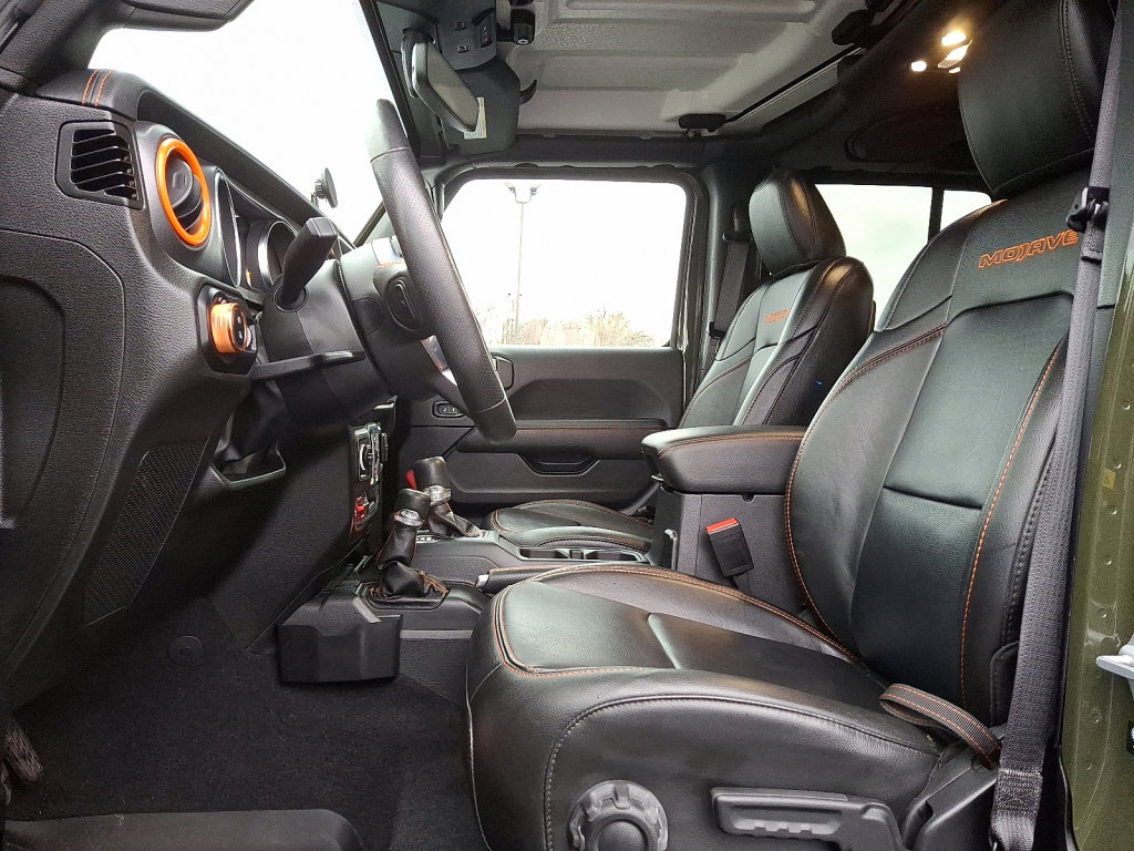 Used 2023 Jeep Gladiator Mojave w/ Cold Weather Group image 19