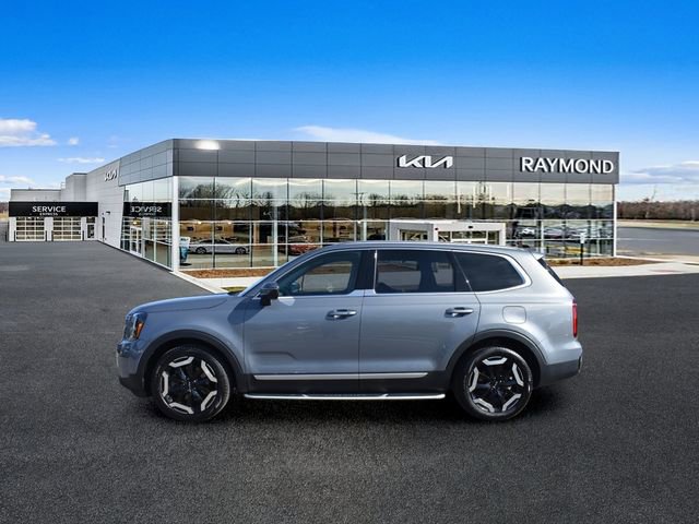 Certified 2023 Kia Telluride S w/ S Sunroof Package AWD/4WD image 7