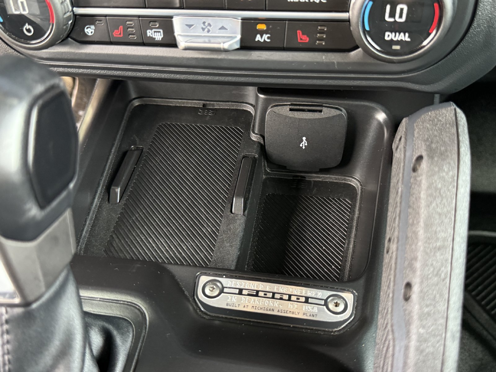 Certified 2025 Ford Bronco Badlands AWD/4WD image 27