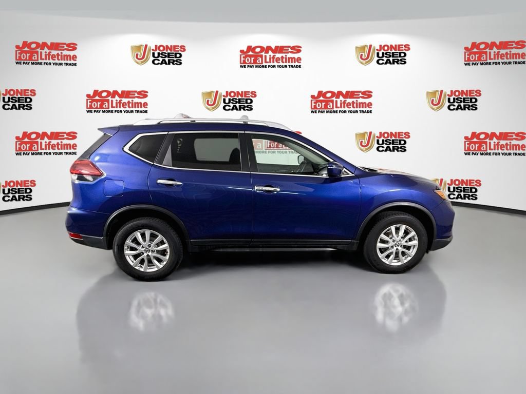 Used 2018 Nissan Rogue SV AWD/4WD image 16