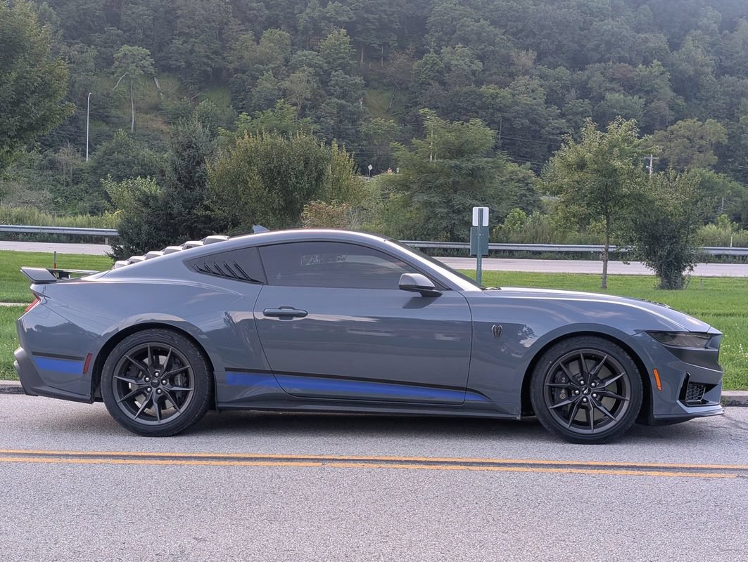 Used 2024 Ford Mustang Dark Horse RWD image 4