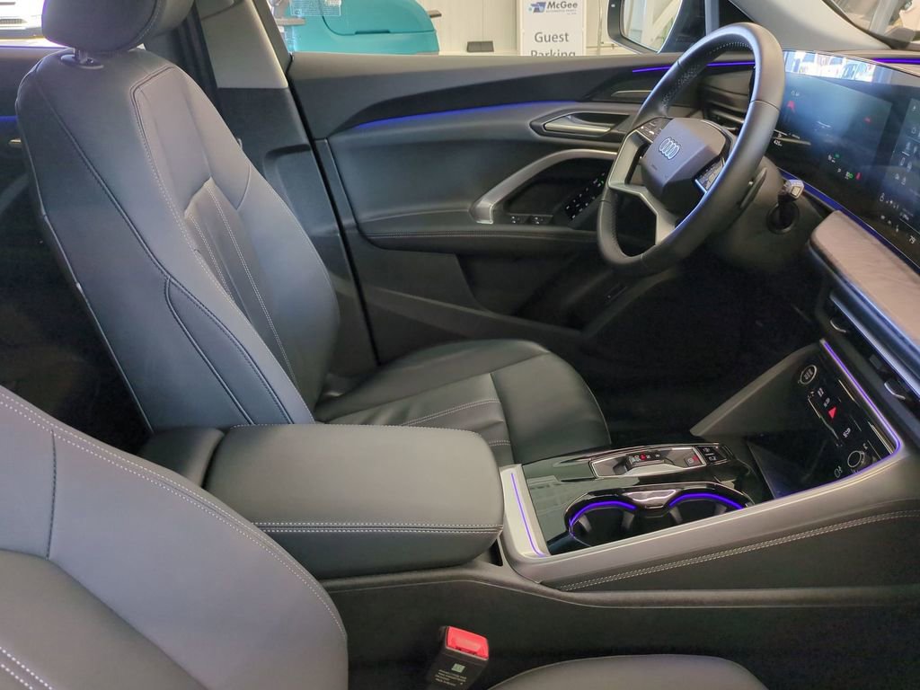 Used 2025 Audi Q5 Premium Plus w/ Premium Plus image 37