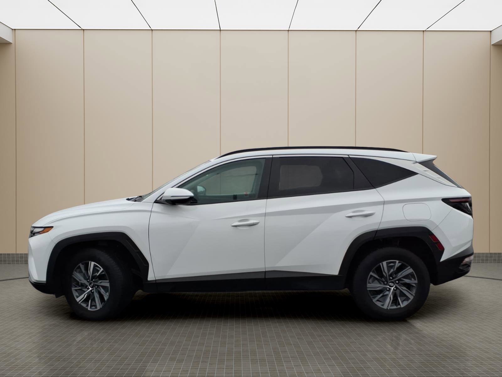 Used 2023 Hyundai Tucson Blue w/ Cargo Package image 11