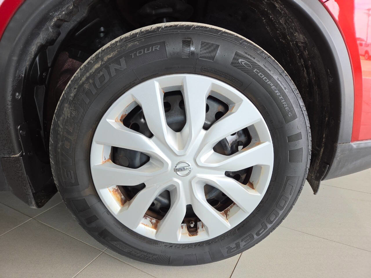 Used 2016 Nissan Rogue S image 9